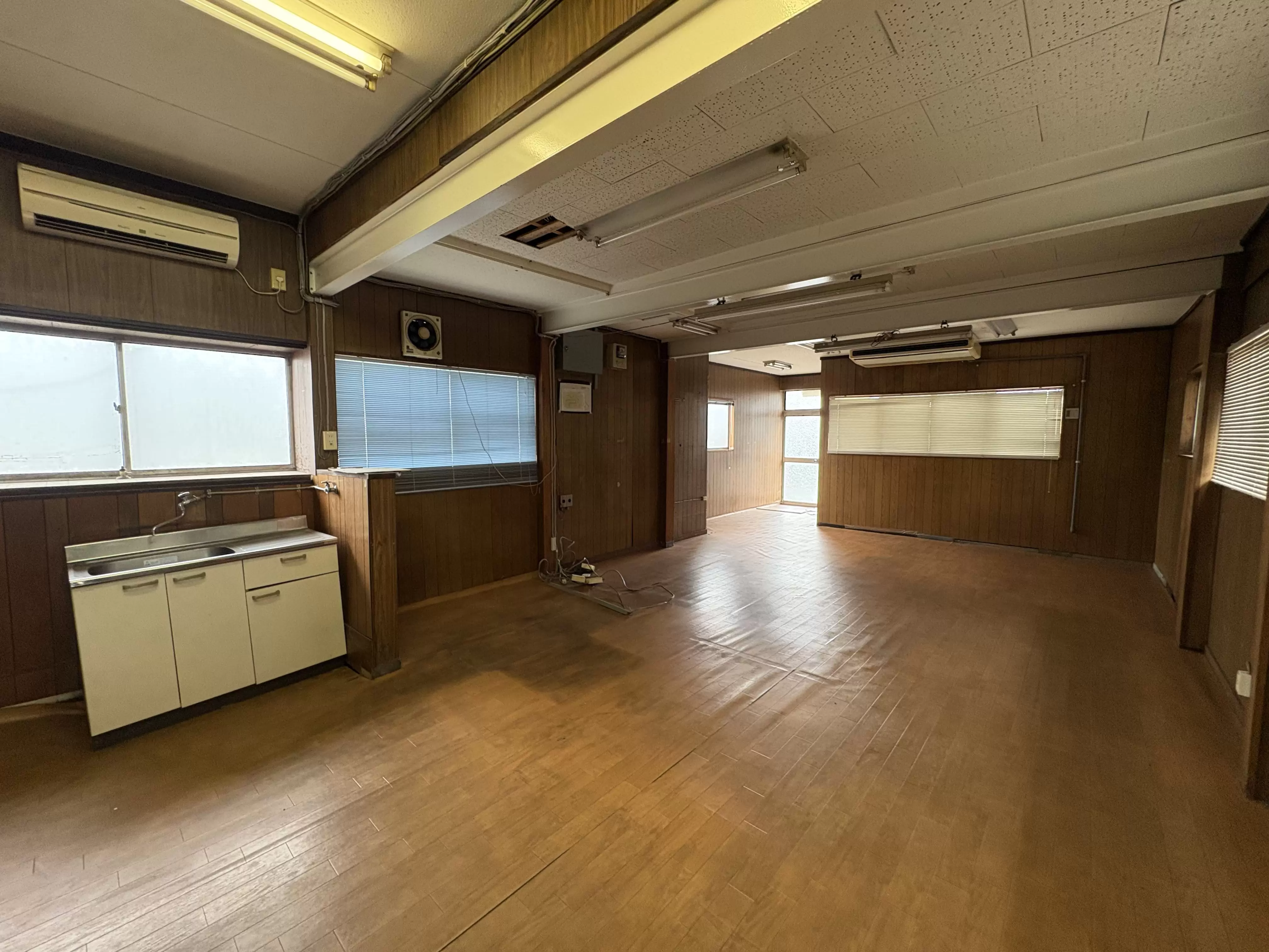 神奈川県 南足柄市 怒田 1361の物件写真 4枚目のサムネイル